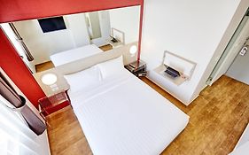 Easy Planet Phuket Patong